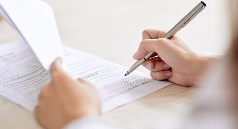 Contrats IDEL : remplacement, collaboration, cession… lequel choisir ?