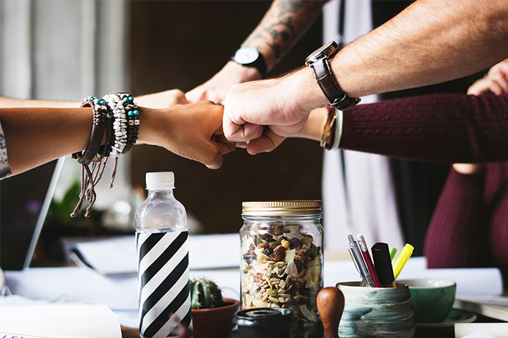 Commencer le libéral dans un cabinet existant, est-ce le bon plan ?