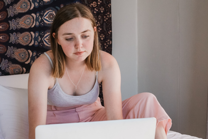 Les formations en ligne pour devenir infirmière libérale