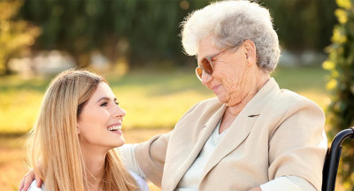 Comment gérer la relation patient-famille en tant qu'IDEL ?