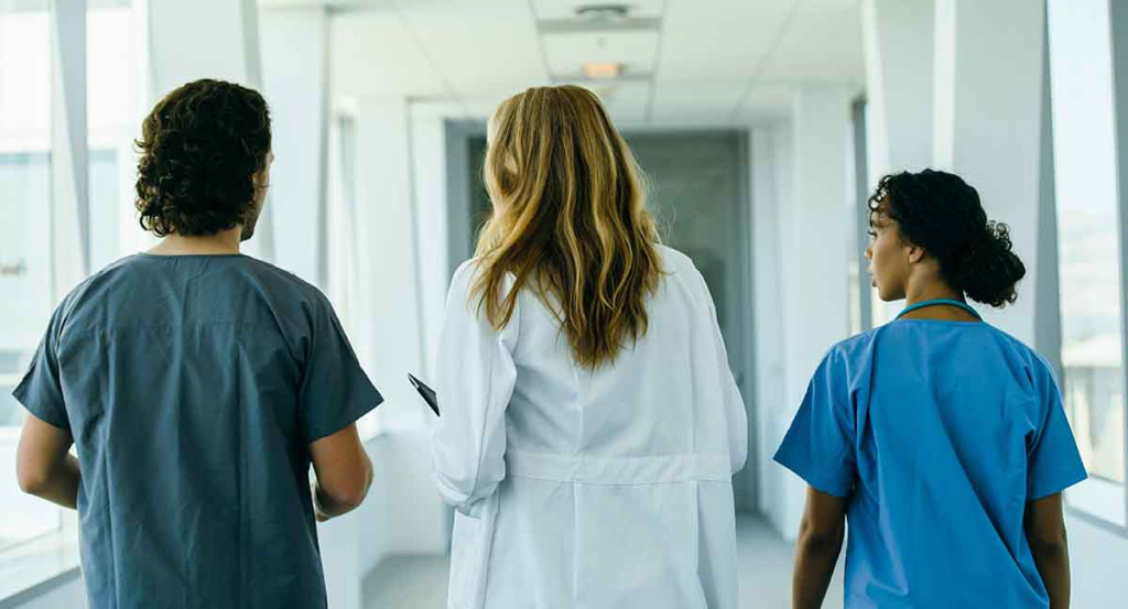 Combien d’infirmiers en France ? Nombre, évolution et chiffres clés