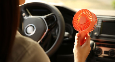 Ventilateur portable en voiture